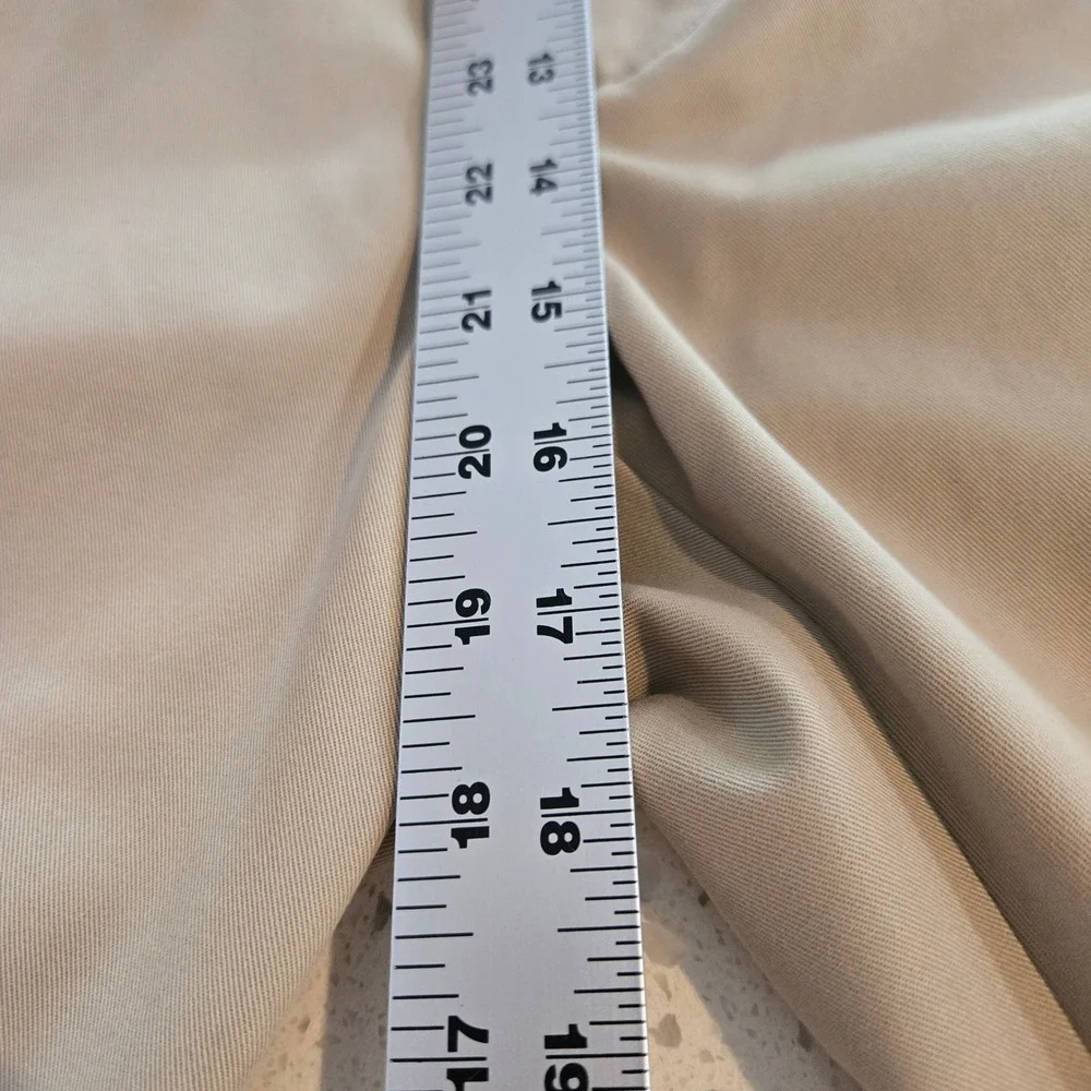 Roundtree & Yorke Pants TravelSmart Mens 46x30 Khaki  Stretch Waist Straight Fit